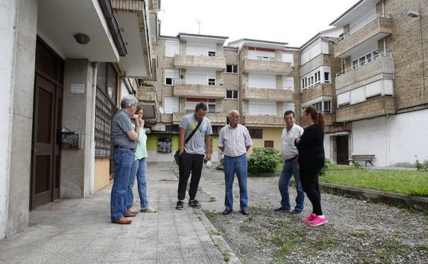 En este momento estás viendo Las obras de la red de saneamiento de Barreda comenzarán este año tras una década de espera